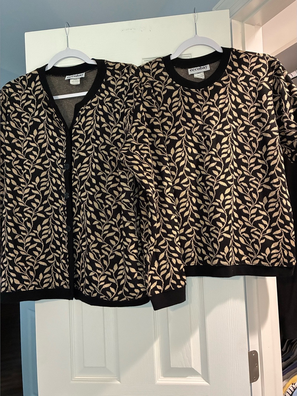 Ecco Black and Cream Leaf-Pattern W/Metallic Thread. Cardigan & Pullover Set